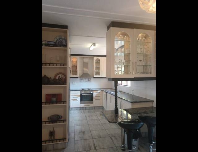 4 BEDROOM HOUSE FOR SALE IN NEW GERMANY